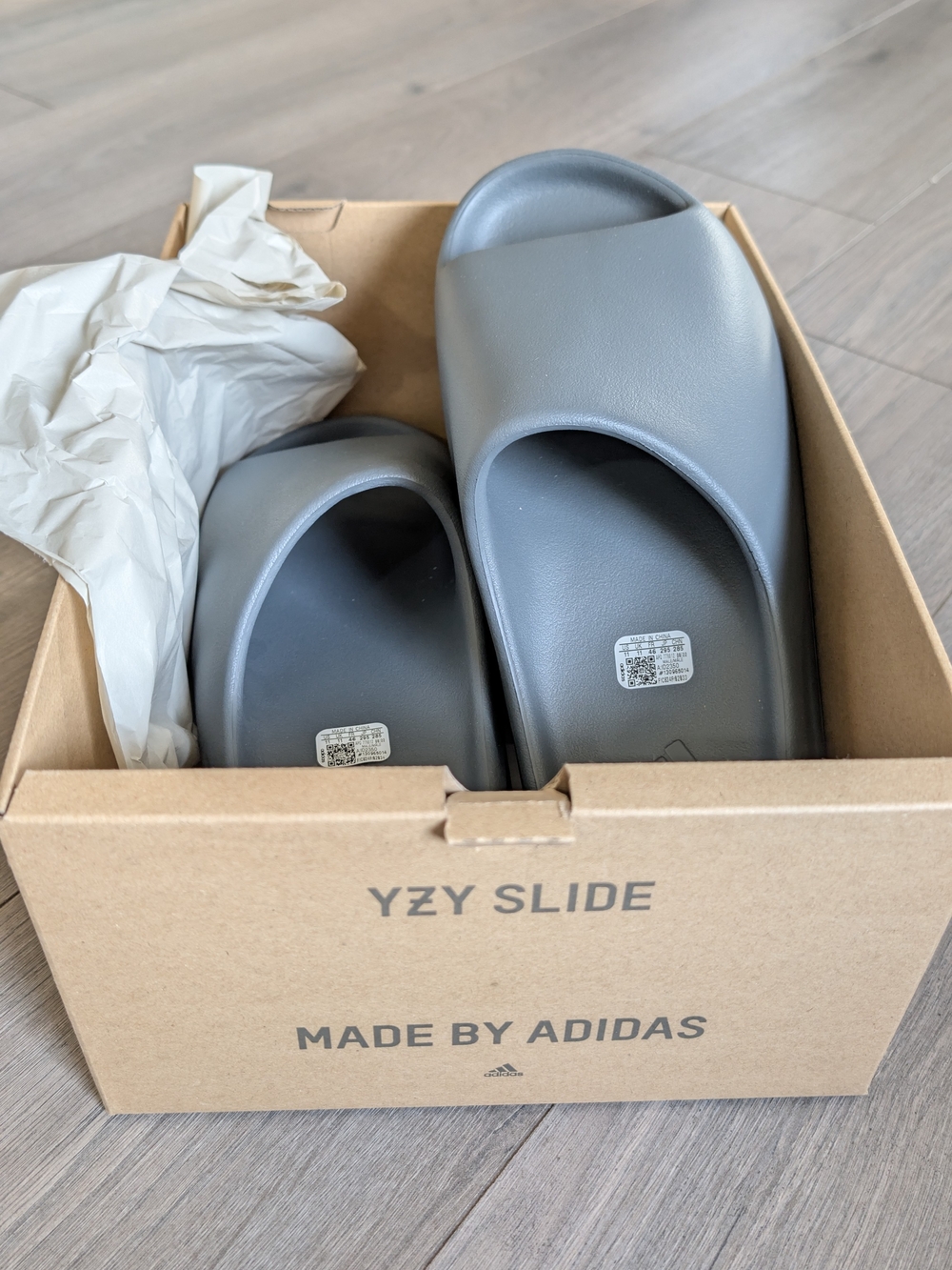 adidas YZY Slide Men’s Slide Sandals — Grey